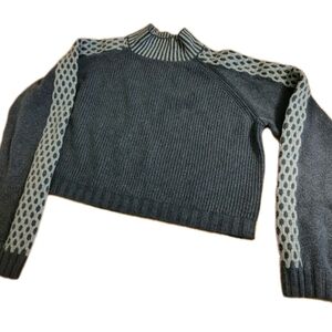 Wild Fable, Women's Blue Sweater, Size Large, Contrasting Sleeves, Waist Length